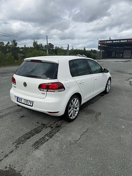 Volkswagen Golf VI 5 of 5