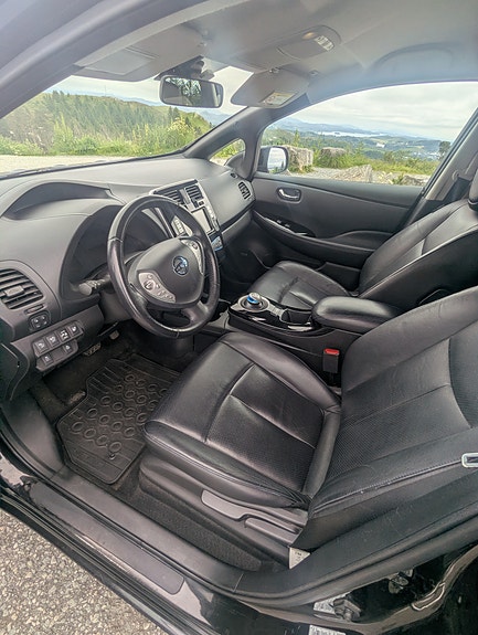 Nissan Leaf 17 of 26