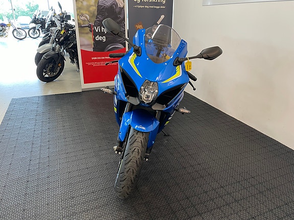 Suzuki GSX-R 1000 *** SERVICE/GARANTI *** 3 of 5