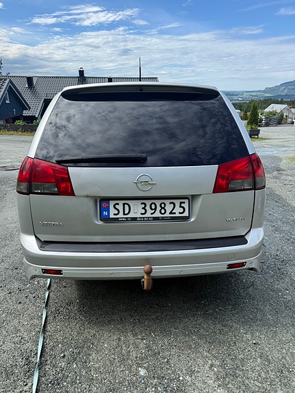 Opel Vectra 5 of 5