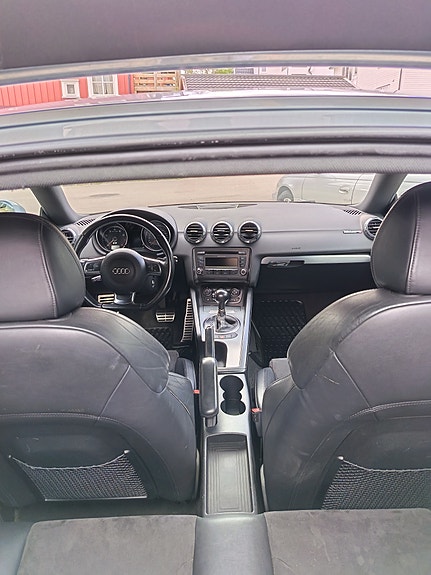 Audi TT 14 of 18