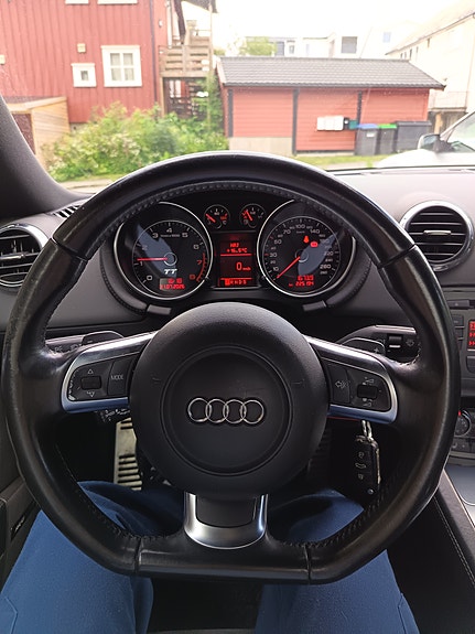 Audi TT 16 of 18