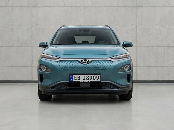 Hyundai Kona 2 of 5