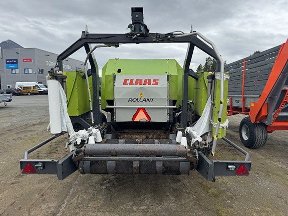 Claas 375uw 2015, kr 230 000,-