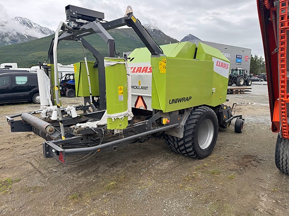 Claas 375uw 2015, kr 230 000,-