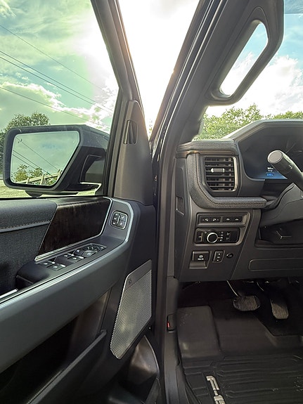 Ford F-150 28 of 28