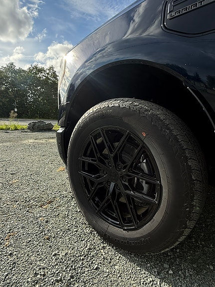 Ford F-150 2 of 28