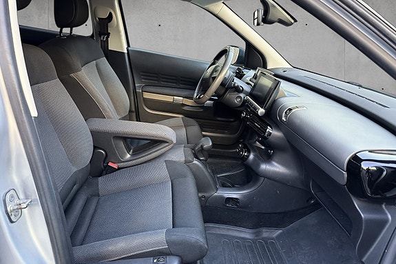 Citroen C4 Cactus 9 of 14