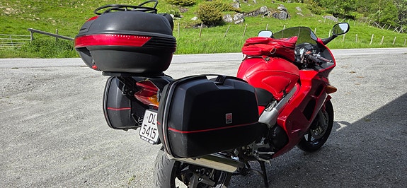 Honda VFR 800 4 of 15