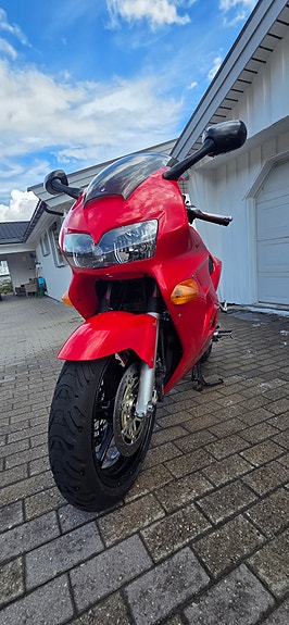 Honda VFR 800 13 of 15