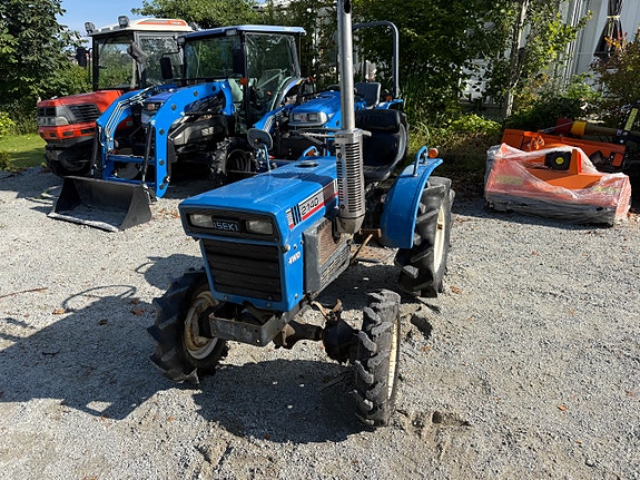 Iseki TX 2140 3 of 9