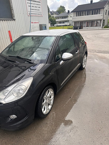 Citroen DS3 4 of 24