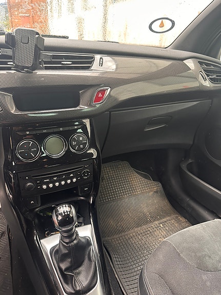 Citroen DS3 15 of 24