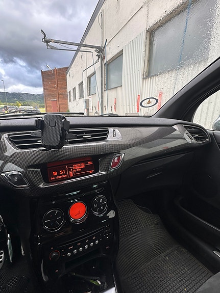 Citroen DS3 17 of 24
