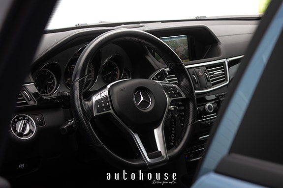 Mercedes-Benz E250 15 of 30