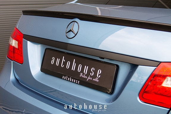 Mercedes-Benz E250 10 of 30