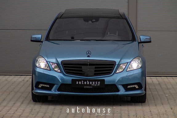 Mercedes-Benz E-Klasse 2 of 5