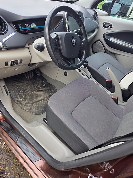 Renault Zoe 5 of 11