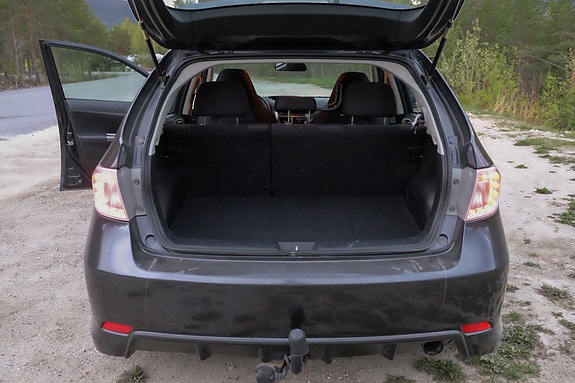 Subaru Impreza 16 of 22