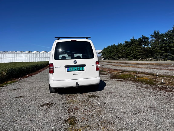 Volkswagen Caddy Maxi 5 of 5