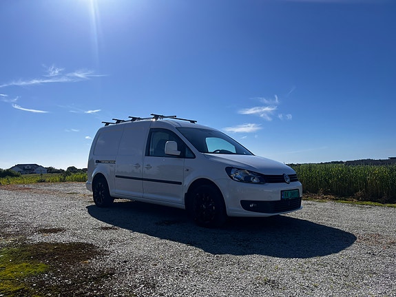 Volkswagen Caddy Maxi 3 of 5