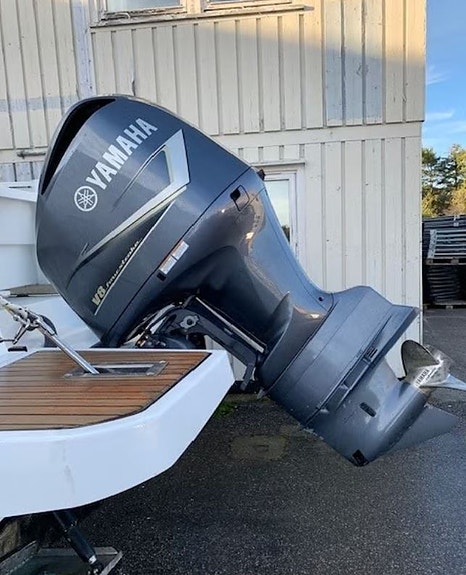 Jeanneau Merry Fisher 895 Nordic Edition - Yamaha F350 V8 - Kun 172 timer 2 of 5
