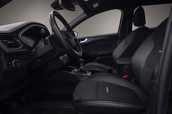 Ford Focus 11 of 24