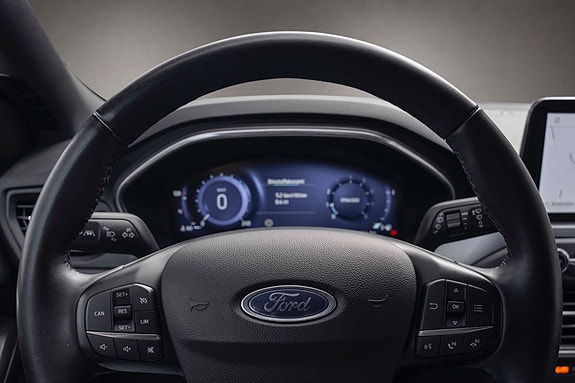 Ford Focus 19 of 24