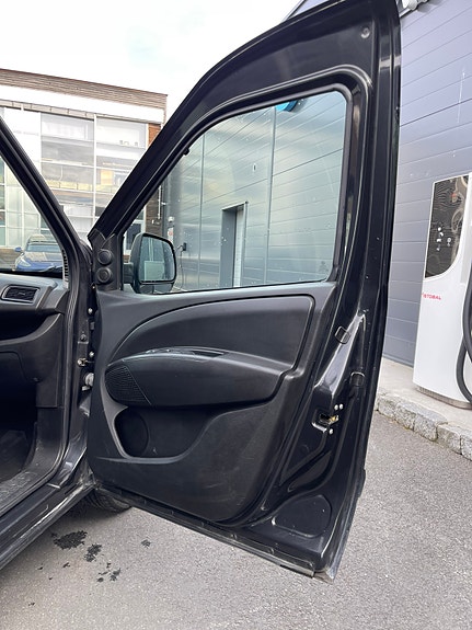 Opel Combo 19 of 29