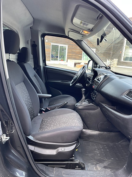 Opel Combo 18 of 29