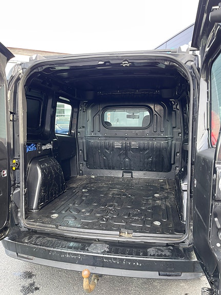 Opel Combo 14 of 29