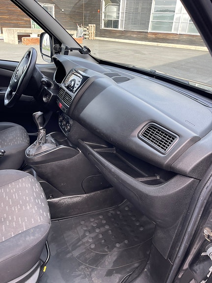 Opel Combo 21 of 29