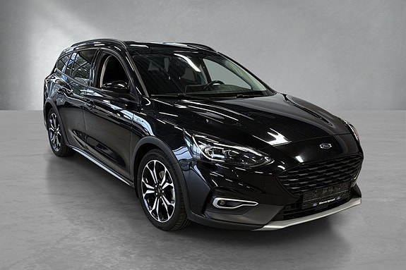 Ford Focus 2 of 5