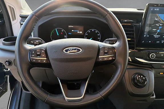 Ford Transit 11 of 11