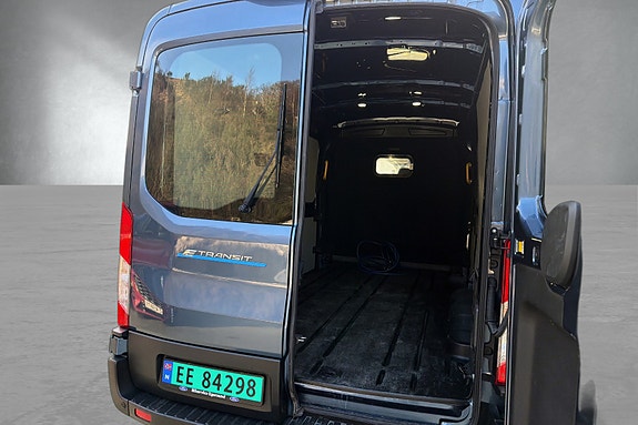 Ford Transit 4 of 5