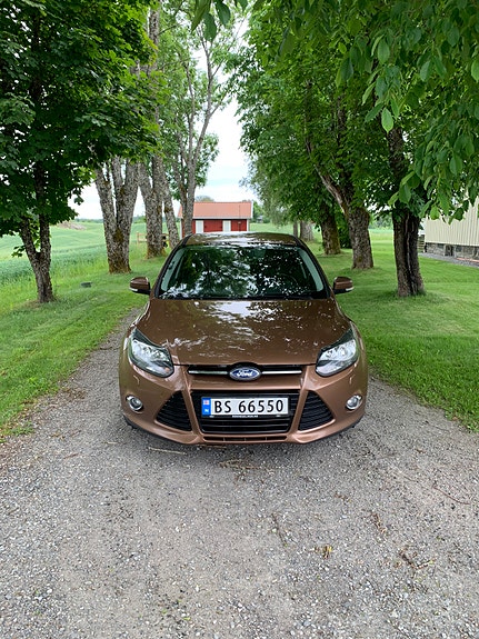 Ford Focus 3 of 5