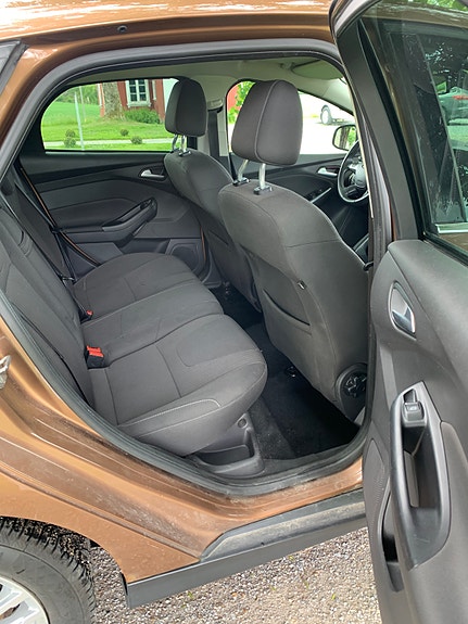 Ford Focus 10 of 13