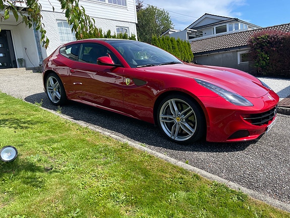 Ferrari FF 4 of 5