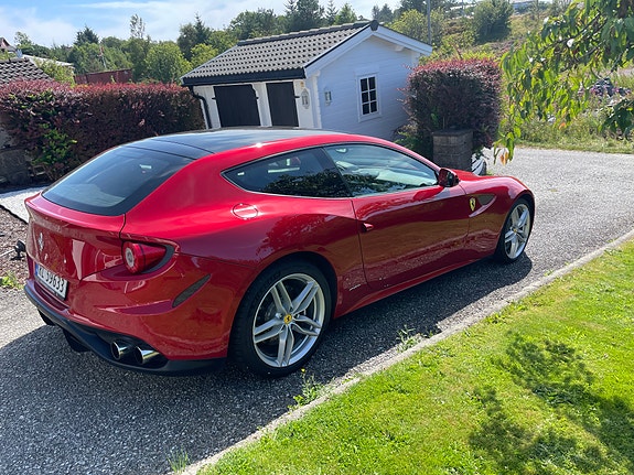 Ferrari FF 5 of 5