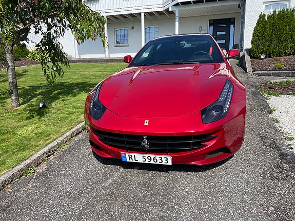 Ferrari FF 2 of 5