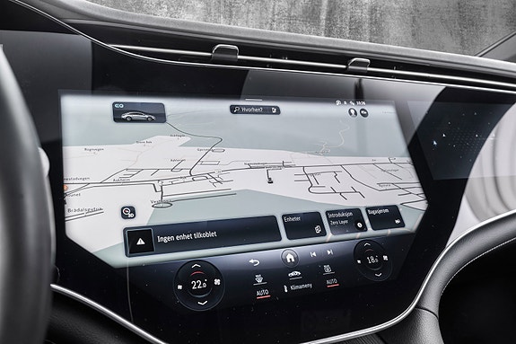 Mercedes-Benz EQS580 19 of 30