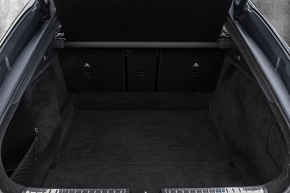 Mercedes-Benz EQS580 27 of 30