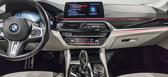 BMW M550d 12 of 30