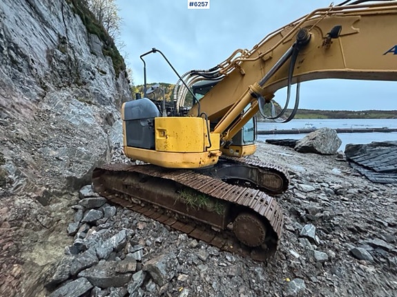 Komatsu 2005 PC228 USLC-3k m/ graveskuffe. SE VIDEO! 5 of 5