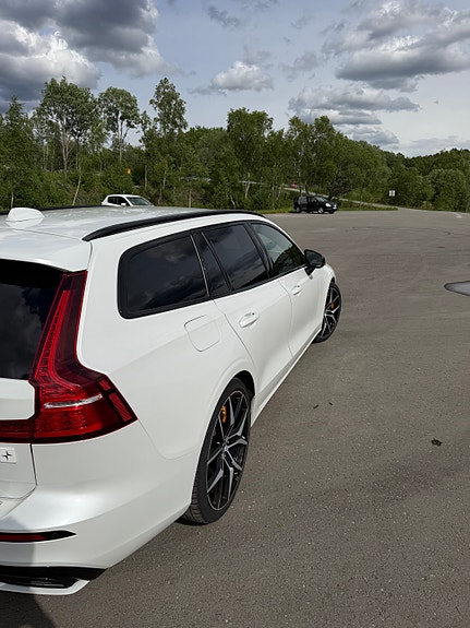 Volvo V60 6 of 12