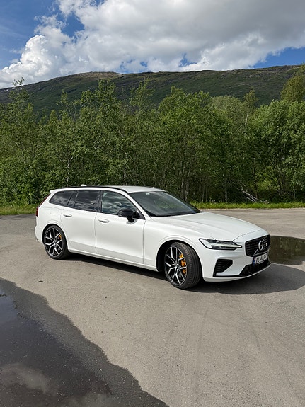 Volvo V60 4 of 12