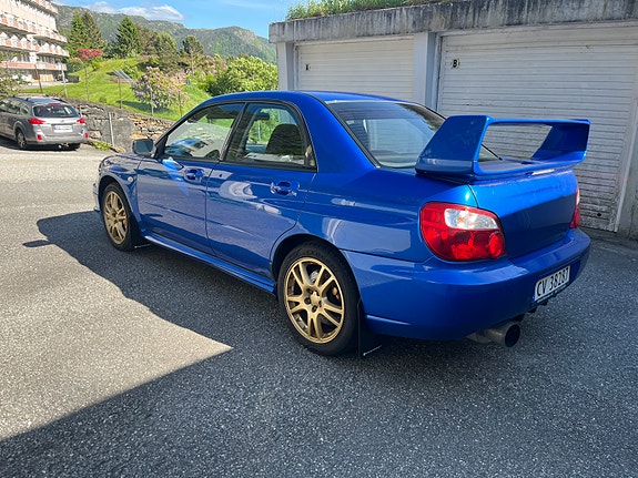 Subaru Impreza 3 of 5