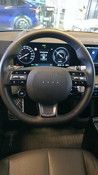 Hyundai Ioniq 5 15 of 30