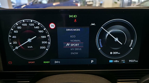 Hyundai Ioniq 5 18 of 30