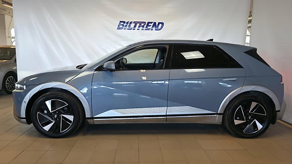 Hyundai Ioniq 5 3 of 30